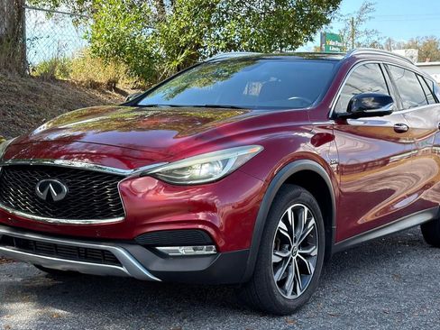 Used 2018 INFINITI QX30 AWD image 7