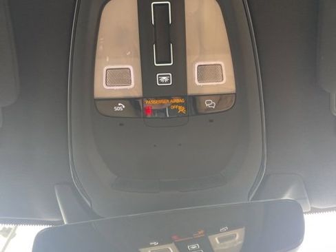 Certified 2024 Volvo XC90 B6 Ultimate w/ Protection Package Premier image 26