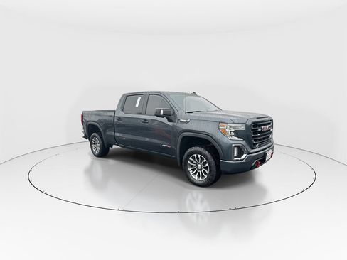 Used 2021 GMC Sierra 1500 AT4 w/ AT4 Preferred Package AWD/4WD image 2