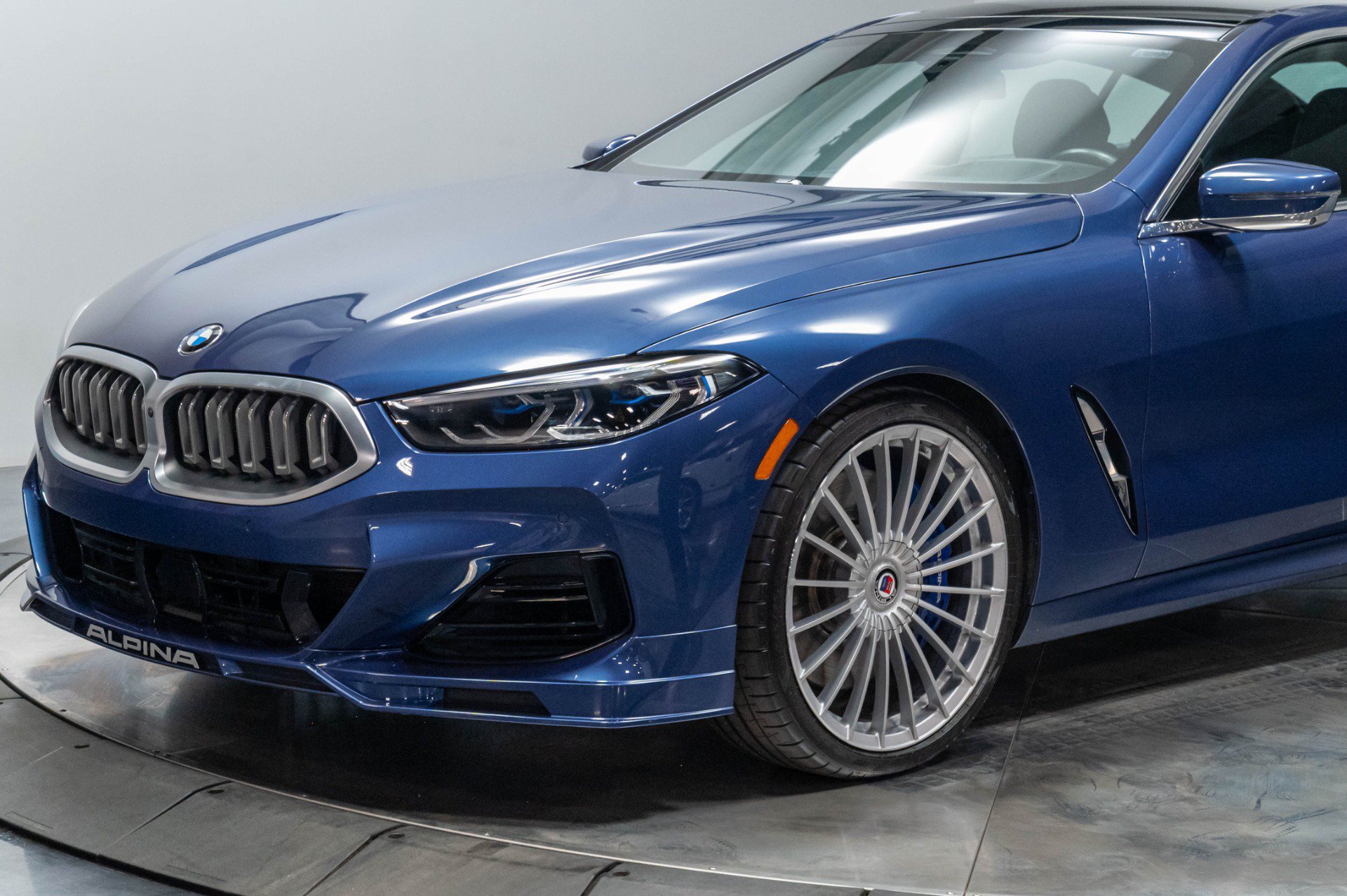 Used 2023 BMW ALPINA B8 xDrive Gran Coupe AWD/4WD image 6