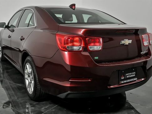 Used 2015 Chevrolet Malibu LT w/ Power Convenience Package FWD image 8