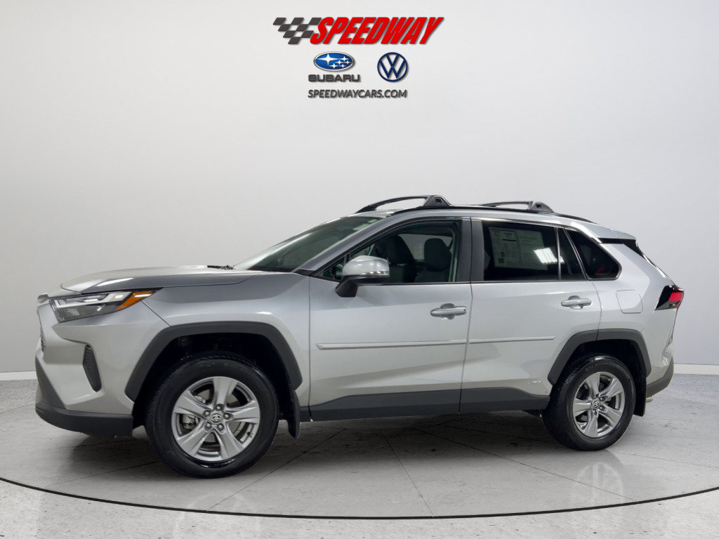 Used 2025 Toyota RAV4 XLE w/ Convenience Package AWD/4WD image 11