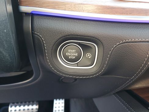 New 2026 Mercedes-Benz GLS 580 4MATIC image 39