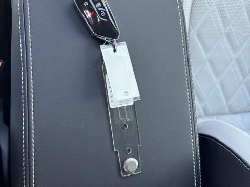 New 2026 Volkswagen Atlas Cross Sport SEL Premium R-Line image 19