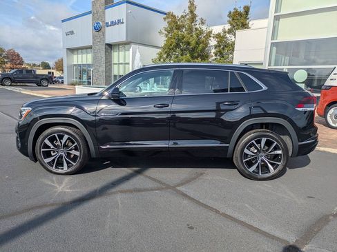 New 2026 Volkswagen Atlas Cross Sport SEL Premium R-Line AWD/4WD image 8
