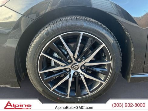 Used 2024 Toyota Camry SE image 14