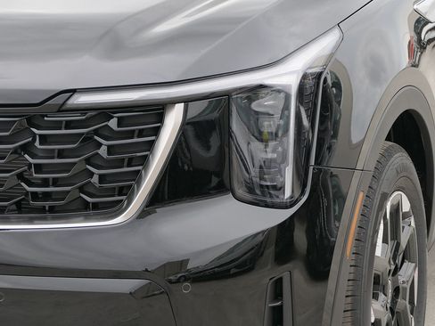 New 2026 Kia Sorento S FWD image 34