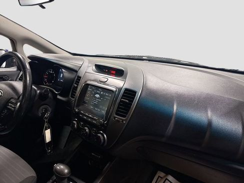 Used 2018 Kia Forte S FWD image 28