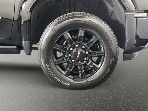 Used 2025 GMC Sierra 2500 AT4 AWD/4WD image 21