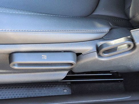 Certified 2024 MINI Cooper SE image 17