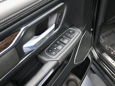 Used 2020 RAM 1500 Laramie image 13