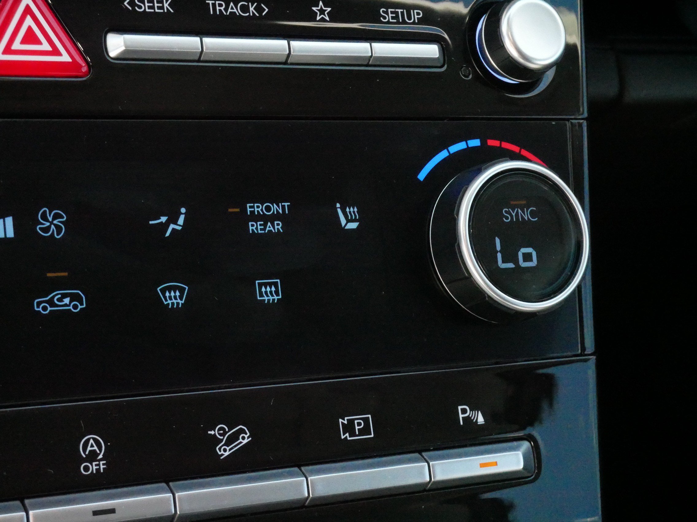 Used 2025 Hyundai Santa Fe SEL AWD/4WD image 28