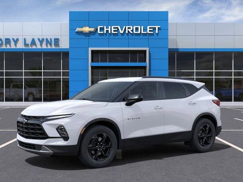 New 2025 Chevrolet Blazer LT w/ Midnight/Sport Edition image 2