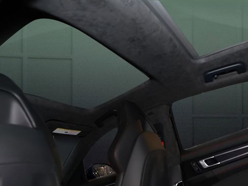 Used 2021 Porsche Panamera GTS w/ Premium Package image 47