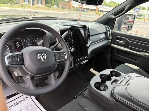 Used 2026 RAM 2500 Big Horn AWD/4WD image 14