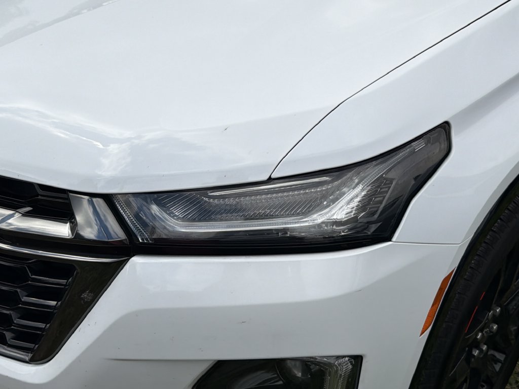 Used 2023 Chevrolet Traverse Premier w/ Redline Edition FWD image 5