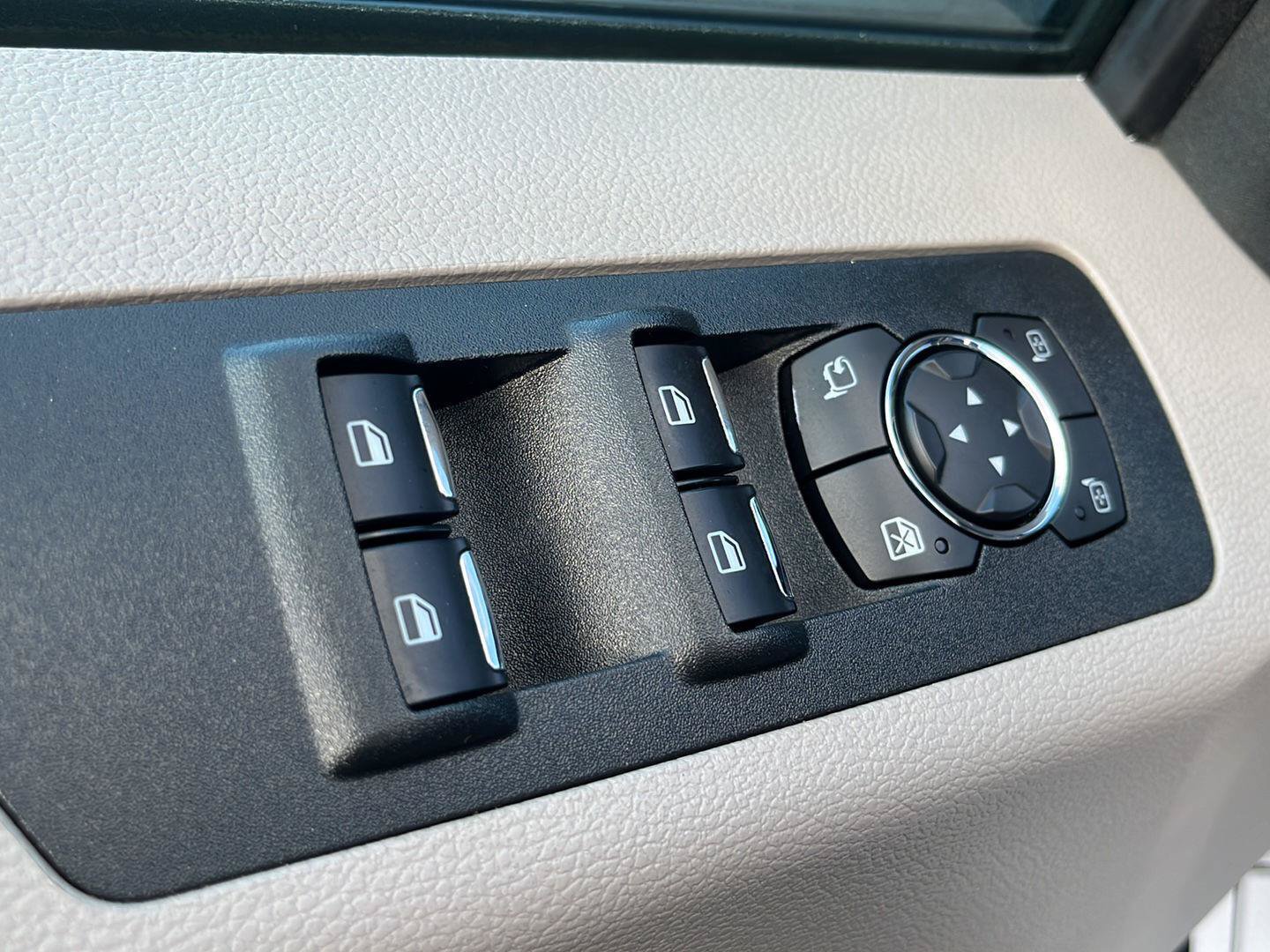 Used 2019 Ford F150 Limited AWD/4WD image 19