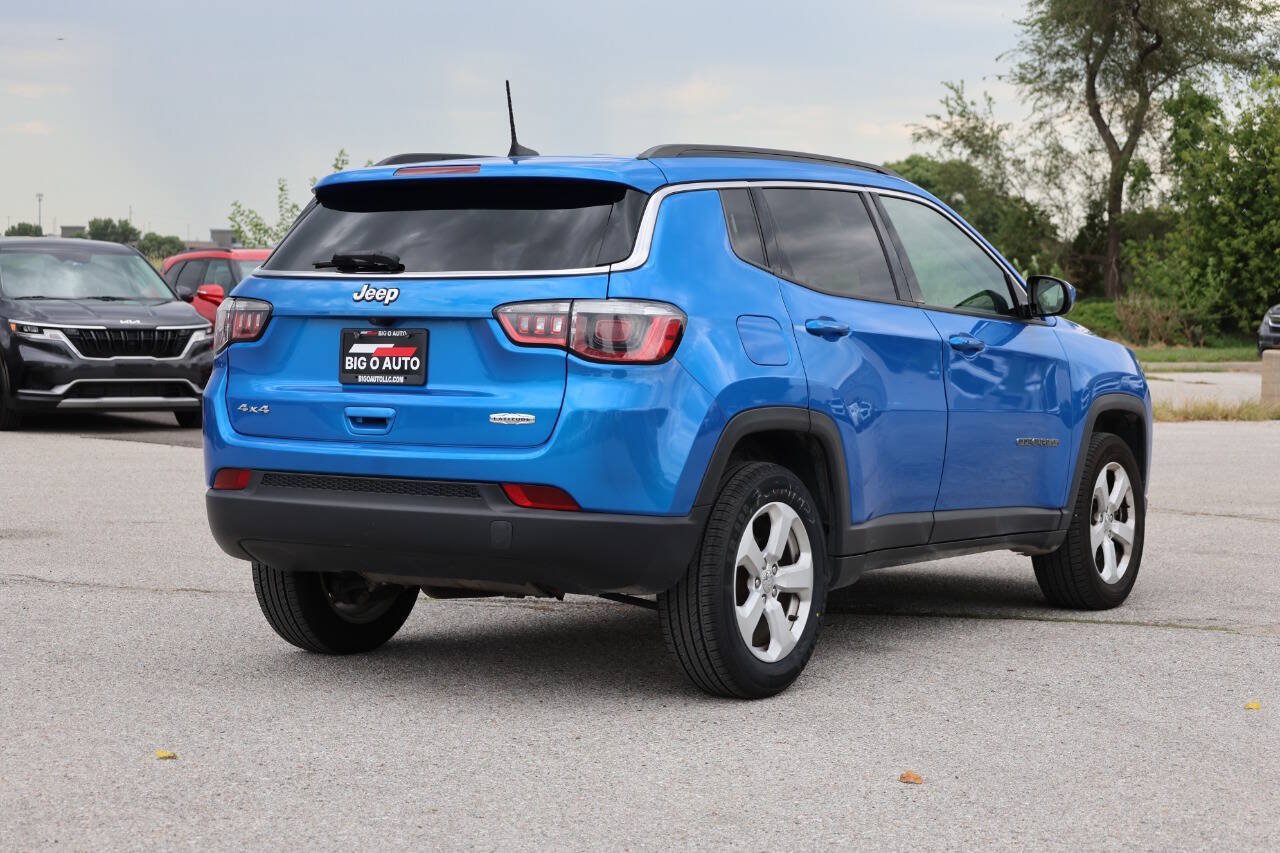 Used 2017 Jeep Compass Latitude w/ Popular Equipment Group AWD/4WD image 9