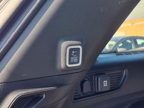 Used 2025 Jeep Grand Cherokee Limited image 69