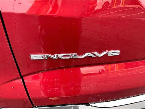 Used 2020 Buick Enclave Premium w/ Sun and Sites Package image 32