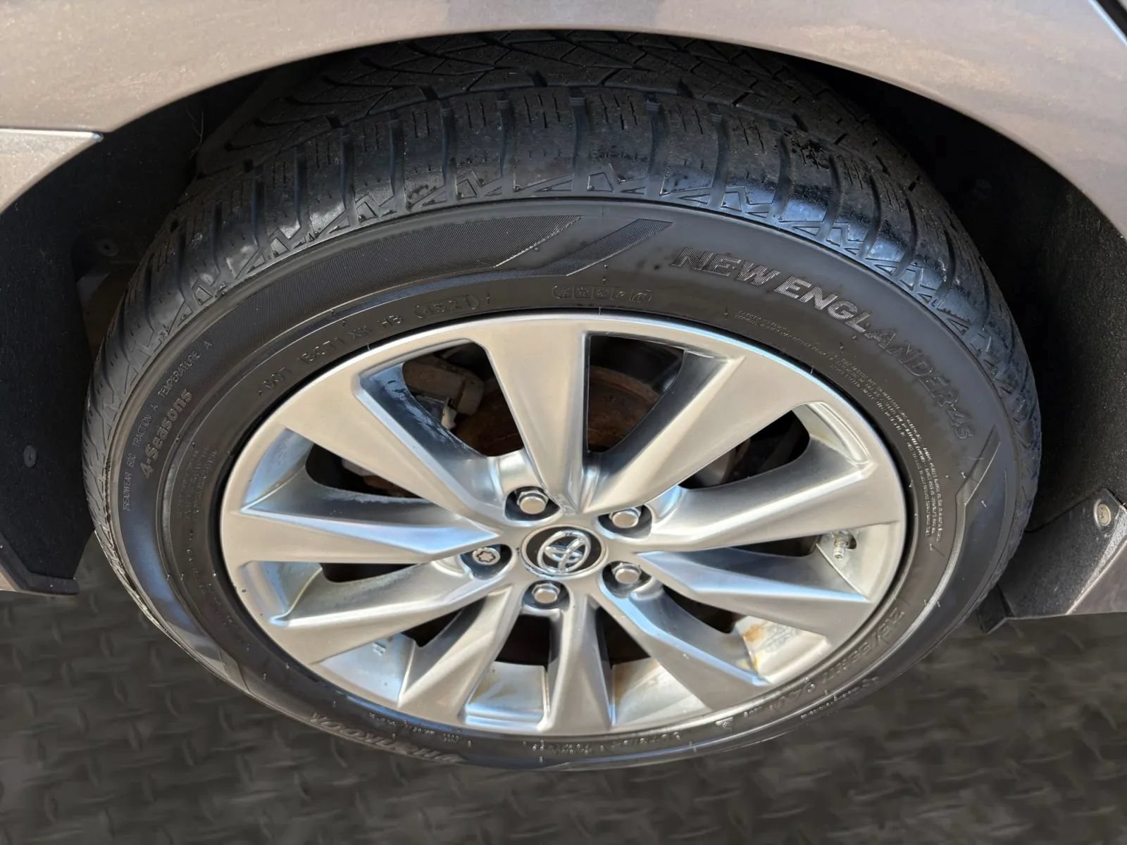 Used 2016 Toyota Camry XLE w/ Convenience Package FWD image 39