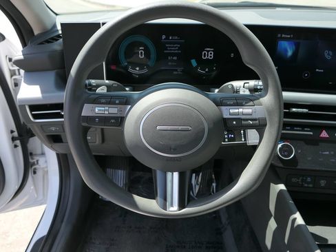 Certified 2025 Hyundai Sonata SEL FWD image 19