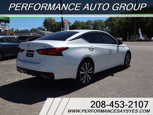 Used 2020 Nissan Altima 2.5 SR AWD/4WD image 3