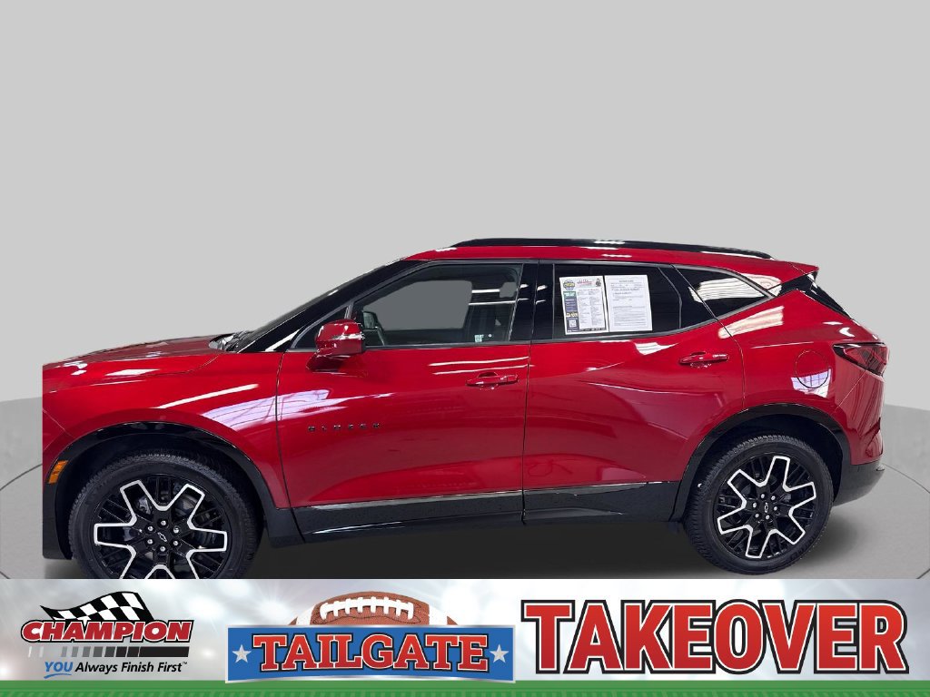 Used 2023 Chevrolet Blazer RS FWD image 2