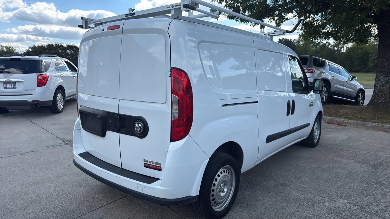 Used 2022 RAM ProMaster City Tradesman FWD image 5