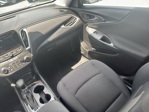 Used 2023 Chevrolet Malibu LT w/ Sport Edition FWD image 13