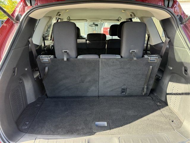 Used 2018 Nissan Pathfinder S AWD/4WD image 23