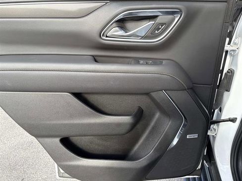 Used 2024 GMC Yukon AT4 w/ AT4 Premium Package image 12