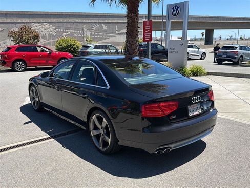 Used 2013 Audi S8 AWD/4WD image 8