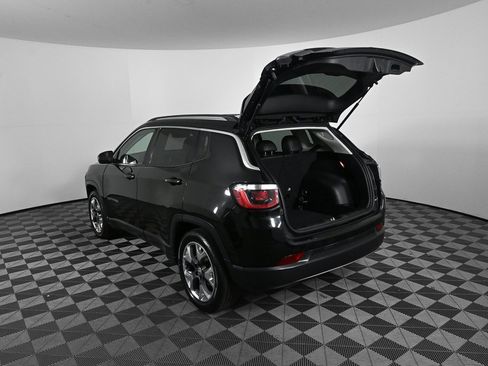 Used 2020 Jeep Compass Limited image 28