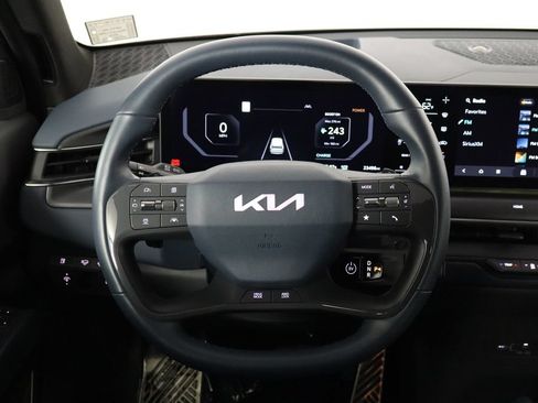 Used 2024 Kia EV9 GT-Line AWD/4WD image 7