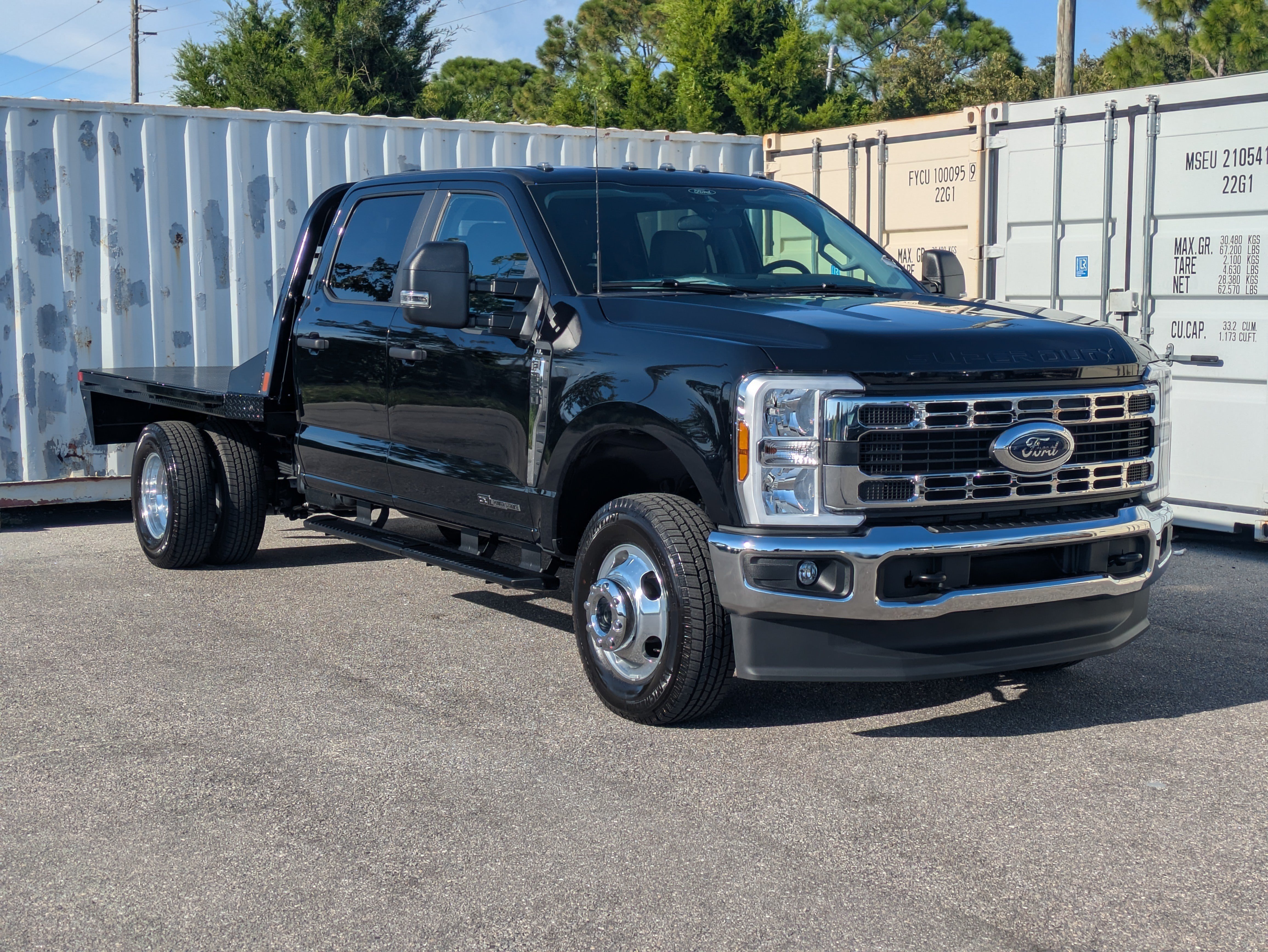 New 2026 Ford F350 XL w/ XL Chrome Package AWD/4WD image 3
