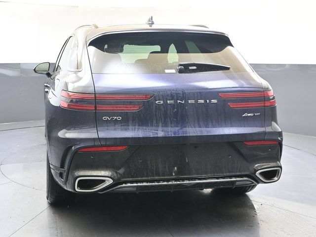Used 2026 Genesis GV70 3.5T Sport Advanced AWD/4WD image 4