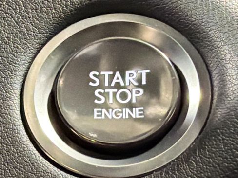 Used 2021 Lexus LC 500 Convertible image 32