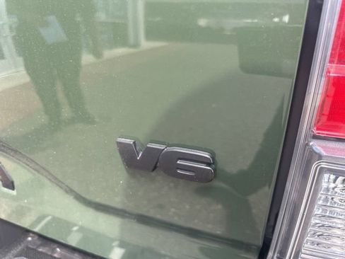 Used 2022 Toyota Tacoma TRD Sport image 38