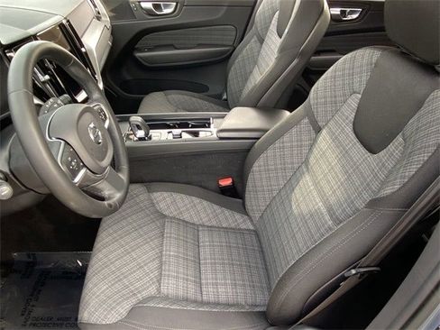 Certified 2023 Volvo XC60 B5 Core w/ Climate Package image 21