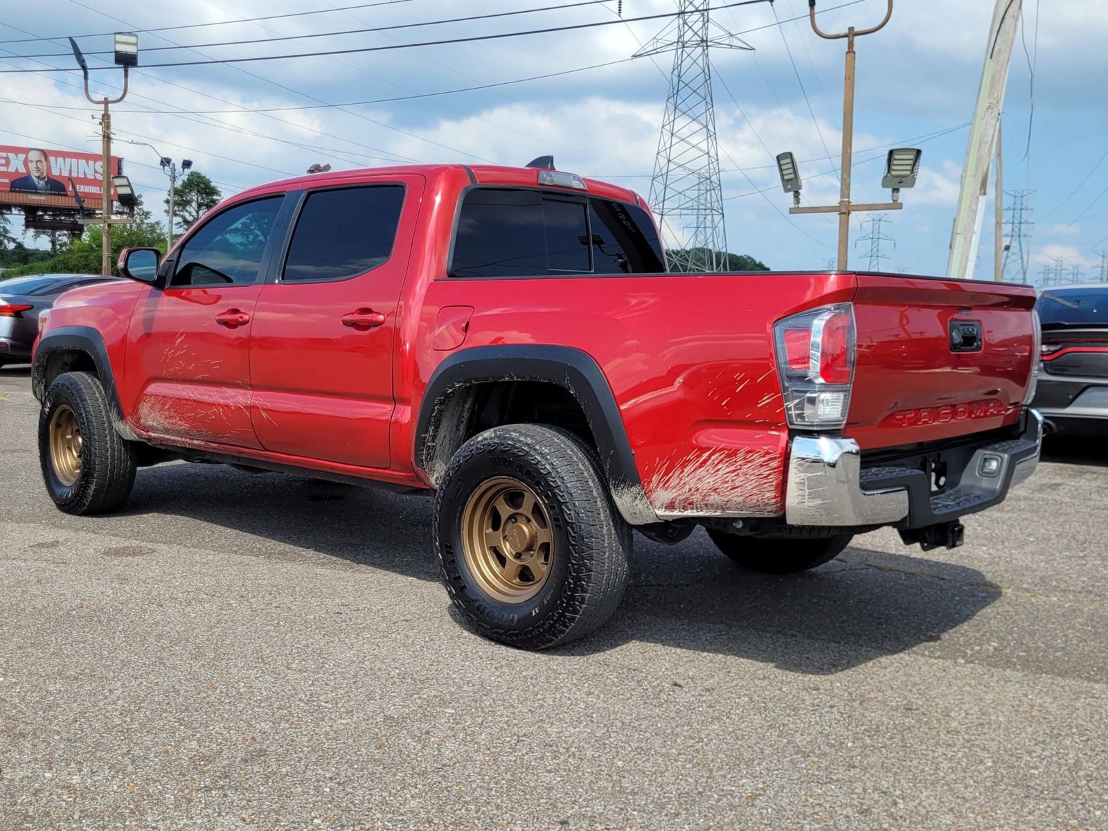 Used 2021 Toyota Tacoma TRD Off-Road AWD/4WD image 21