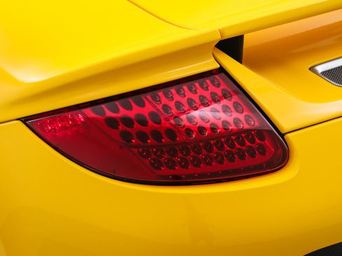 Used 2005 Porsche Carrera GT RWD image 15