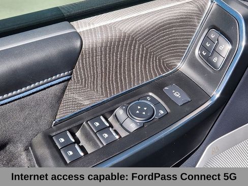 Used 2025 Ford F350 Platinum w/ FX4 Off-Road Package AWD/4WD image 9