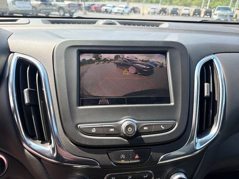 Used 2024 Chevrolet Equinox LT AWD/4WD image 24