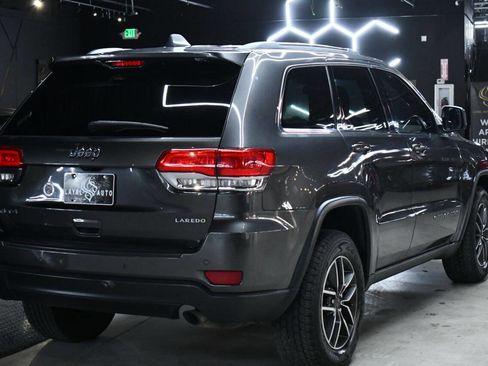 Used 2019 Jeep Grand Cherokee Laredo w/ 18" Wheel & 8.4" Radio Group image 6