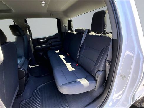 Used 2019 Chevrolet Silverado 1500 Custom Trail Boss AWD/4WD image 19