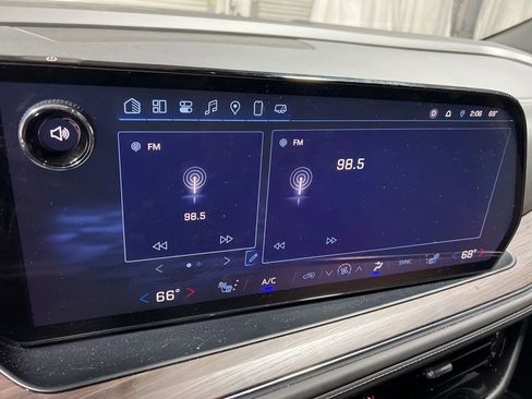 Used 2025 Chevrolet Tahoe LT image 32