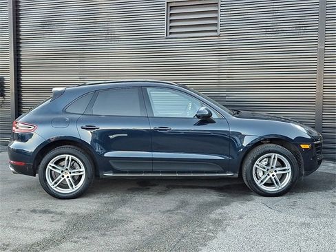 Certified 2017 Porsche Macan S image 8