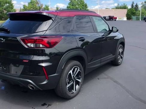 Used 2021 Chevrolet TrailBlazer RS w/ Technology Package AWD/4WD image 8