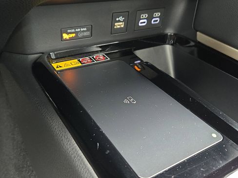 Used 2025 Toyota Camry XSE w/ Premium Plus Package image 25